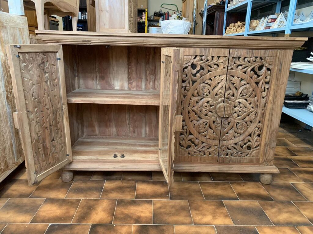 Credenza Etnica Intagliata 4a